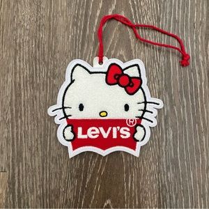 Hello Kitty x Levi’s sew on patch